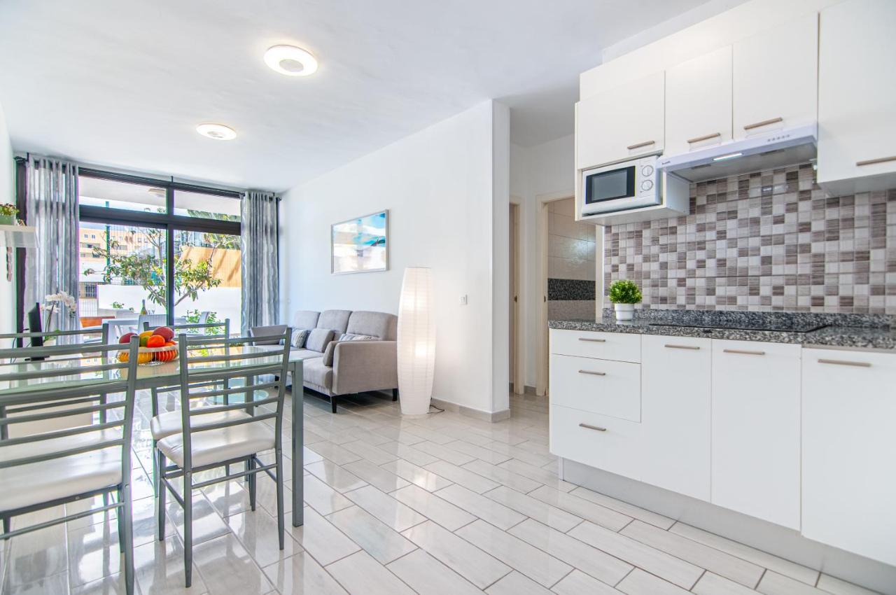 Central 2 Bedroom Apartment Playa De Las Americas Exterior photo