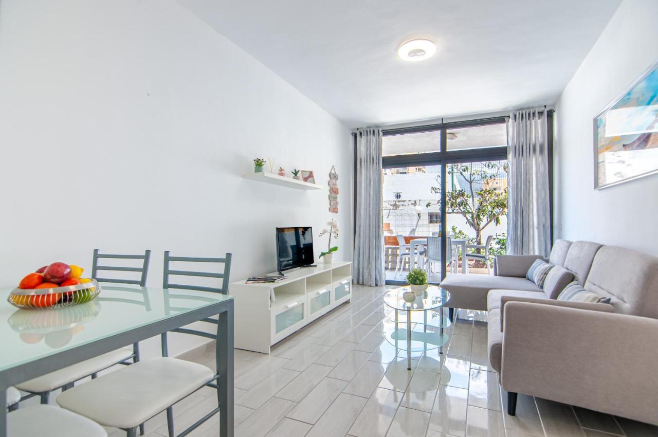 Central 2 Bedroom Apartment Playa De Las Americas Exterior photo