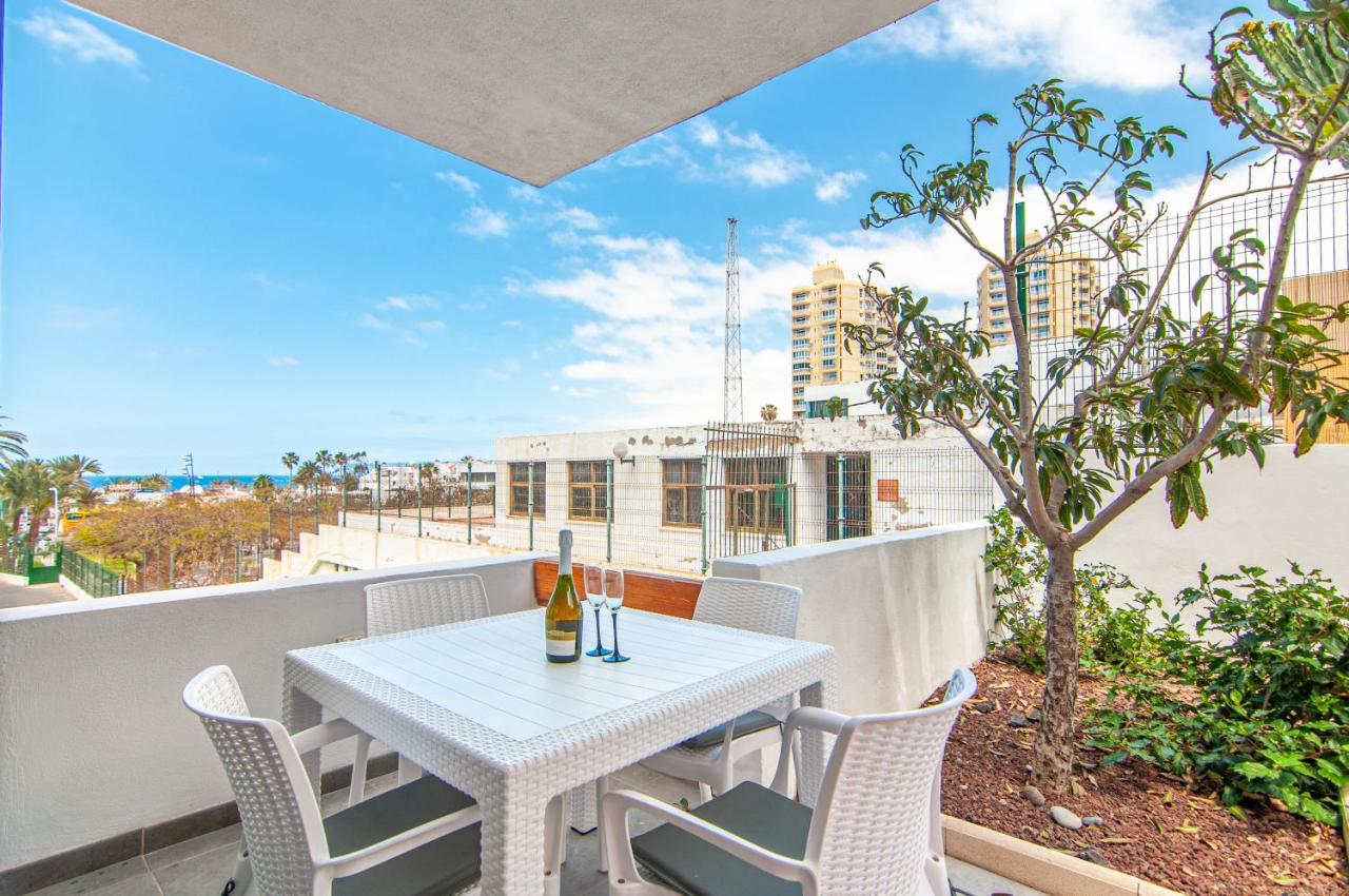 Central 2 Bedroom Apartment Playa De Las Americas Exterior photo